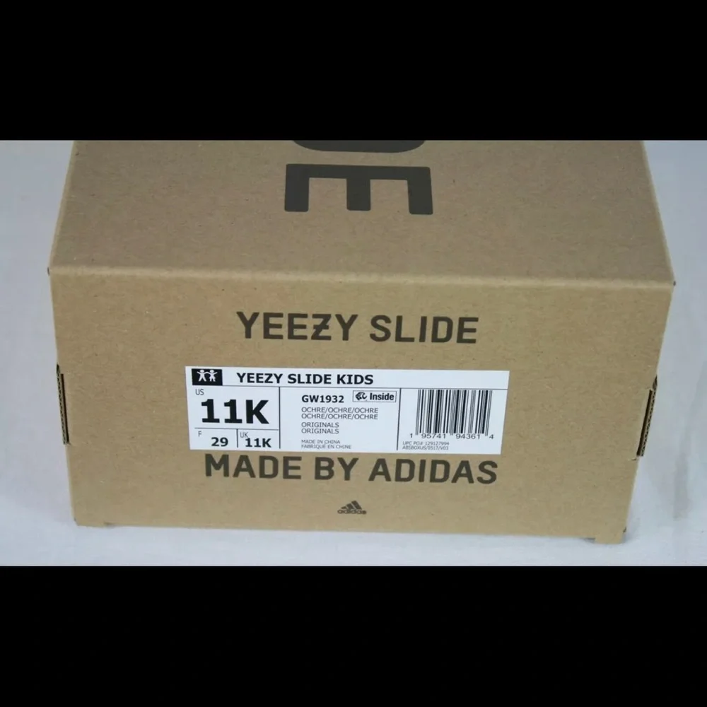 Kids Adidas YEEZY Slides Ochre Size 11K - Picture 4 of 4